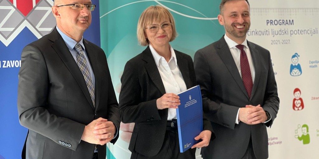 492240102_9296198343836030_4438756681240234464_n Ugovor za provedbu projekta ZAŽELI-PREVENCIJA INSTITUCIONALIZACIJE