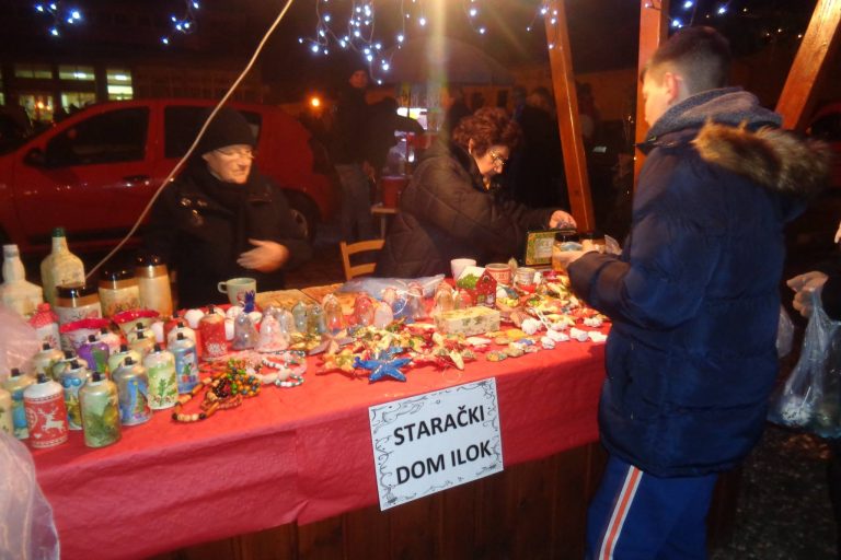 Na božićnom sajmu - Kreativno zlatno doba II.